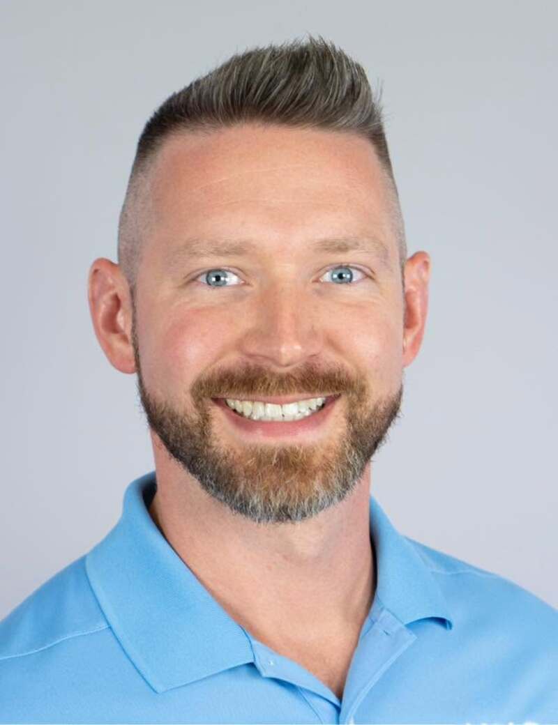 Dr. Dustin Houser